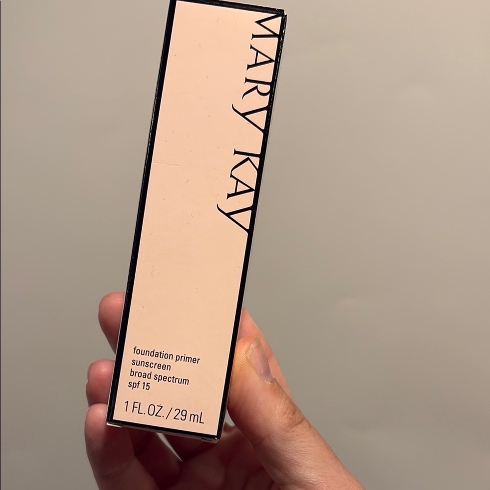 Mary Kay Foundation Primer - Soft Cream